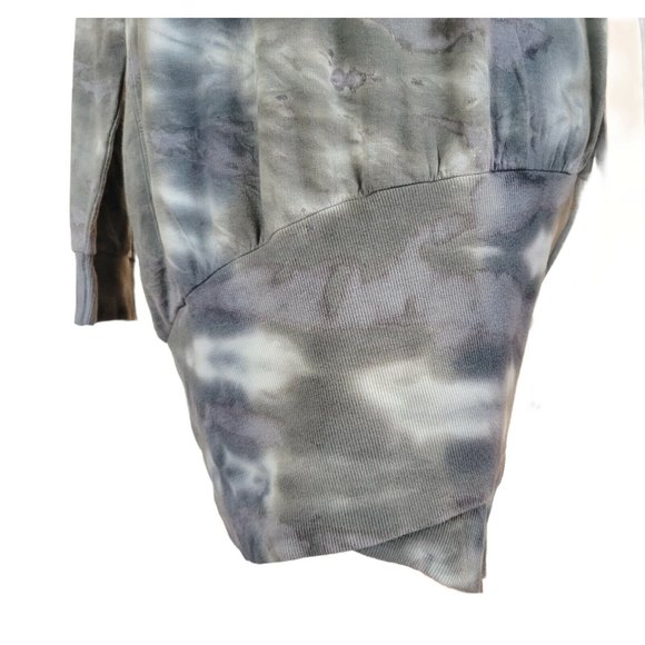 NWT Young Fabulous & Broke Tie Dye Turtleneck sweater dress Size Medium - Picture 9 of 12